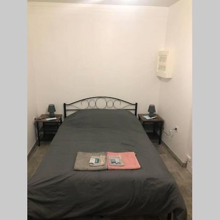 F2 Au Pied Du Chateau Et A 15Min De Center Parc 圣欧班堡 外观 照片